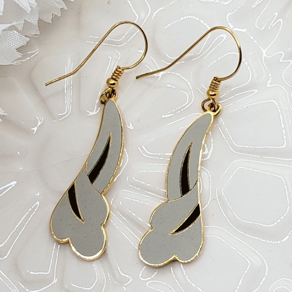 Metal Wavy Abstract Two Tone Dangle Earrings - Picture 5 of 8